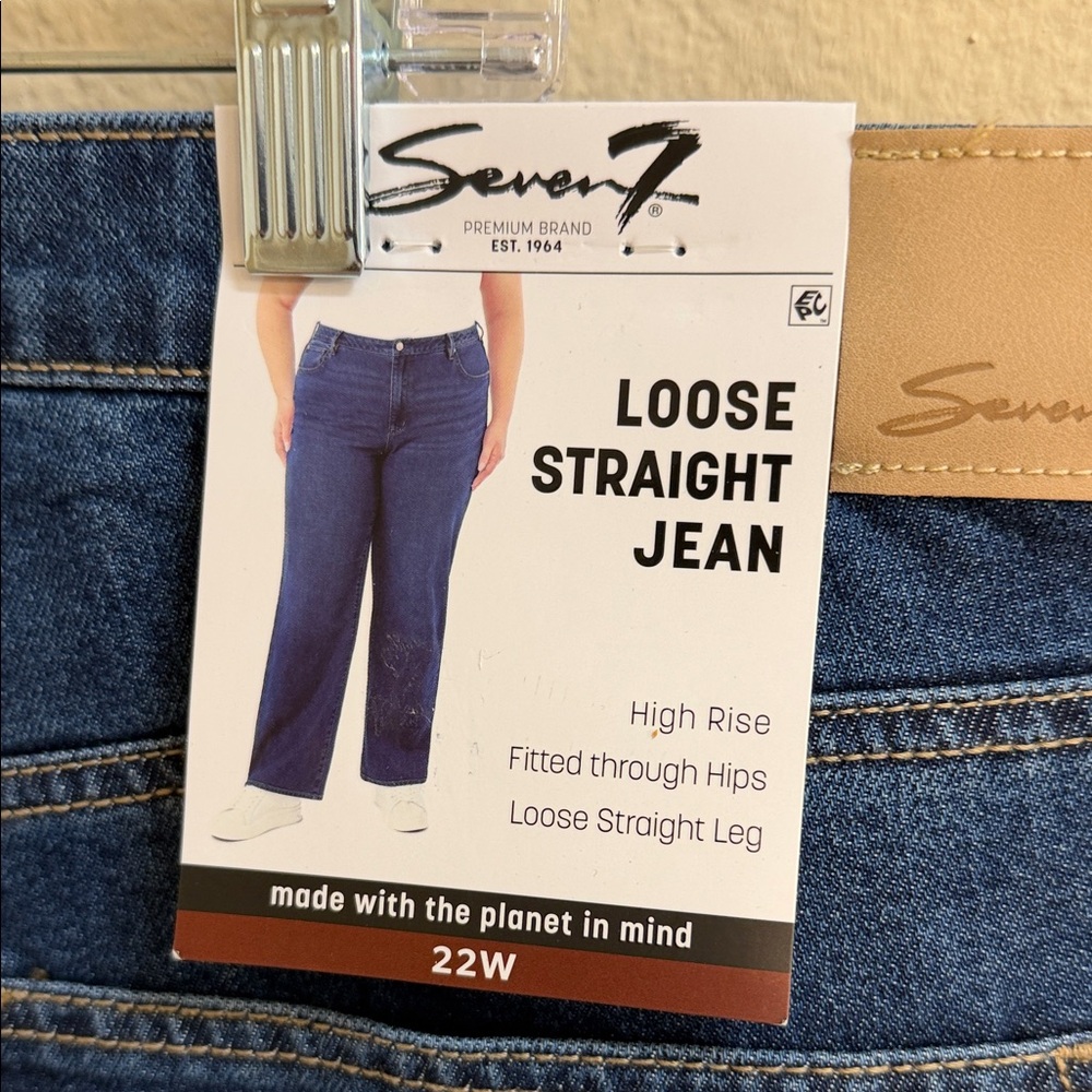 NWT Size 22W Seven7 Loose Straight Jean